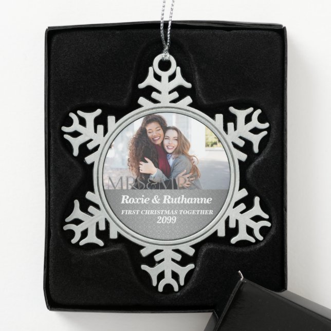 Ornement Flocon De Neige Mme et Mme Silver Damask Premier Noël (Boîte)