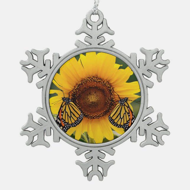 Ornement Flocon De Neige Monarque Butterfies sur le tournesol (Devant)