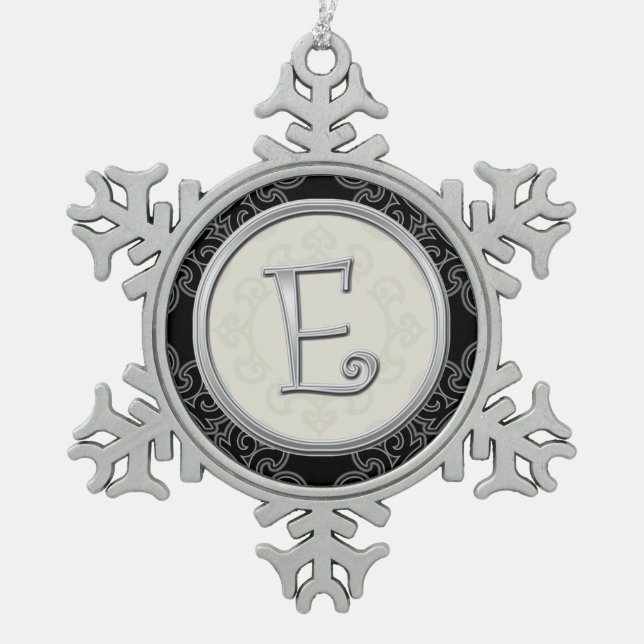 Ornement Flocon De Neige Noël argenté élégant du monogramme E (Devant)