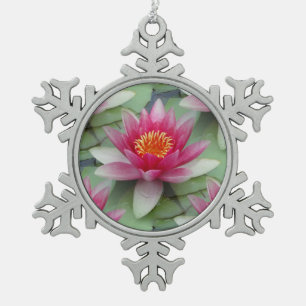 Ornement Flocon De Neige Ornement encadré de flocons d'eau rose Lotus Lily