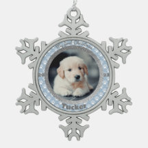 Photo de Noël du premier chiot avec empreinte de p