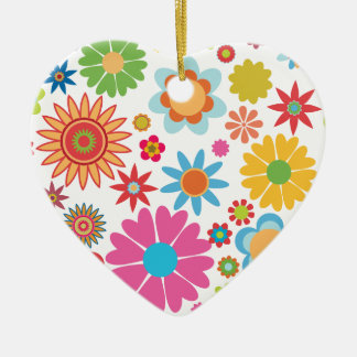Ornement floral de coeur