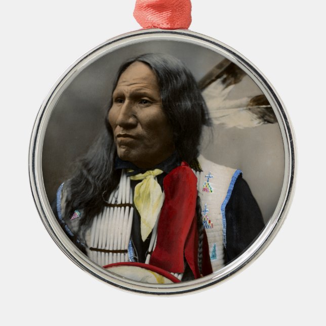 Ornement Métallique Cri au cru d'Indien d'Oglala Sioux 1899 (Devant)