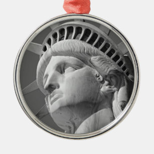 Ornement Métallique Gros plan noir et blanc Statue de la Liberté