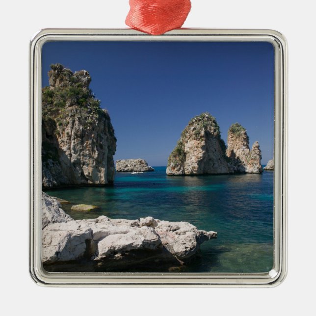 Ornement Métallique Italie, Sicile, Scopello, Rocks de Tonnara (Devant)