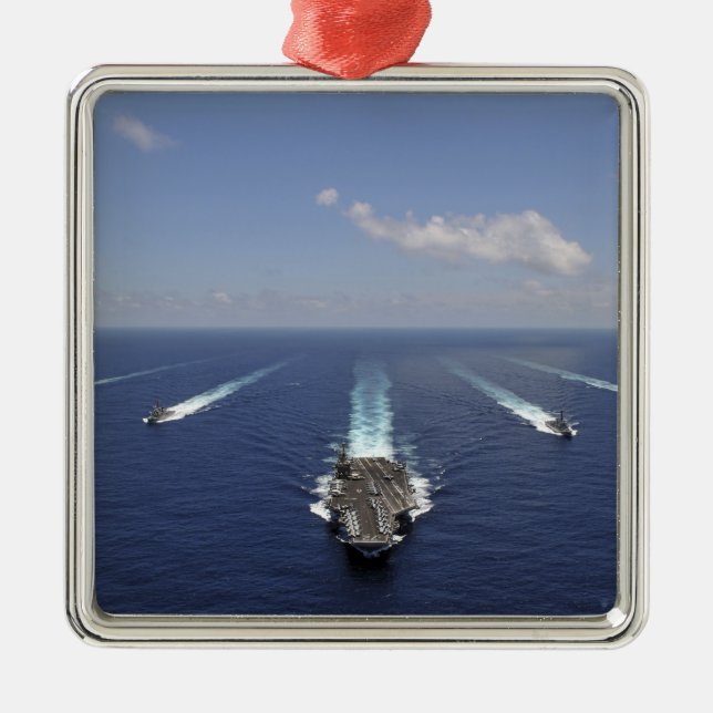Ornement Métallique Le porte-avions USS Abraham Lincoln (Devant)