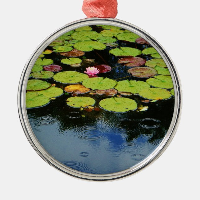 Ornement Métallique Lotus rose en pluie (Devant)