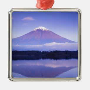 Ornement Métallique Mont Fuji avec nuage lenticulaire, lac Motosu,