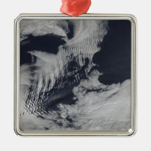 Ornement Métallique nuages Bateau-vague-formés dans l'Indien du sud