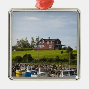 Ornement Métallique Petit village de pêcheurs près de Grande-Rivière,