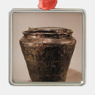 Ornement Métallique Situla avec trois bandes décoratives de repousse