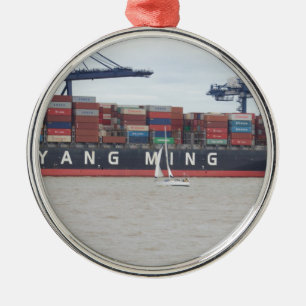 Ornement Métallique Très Petit Bateau Très Grand Bateau !