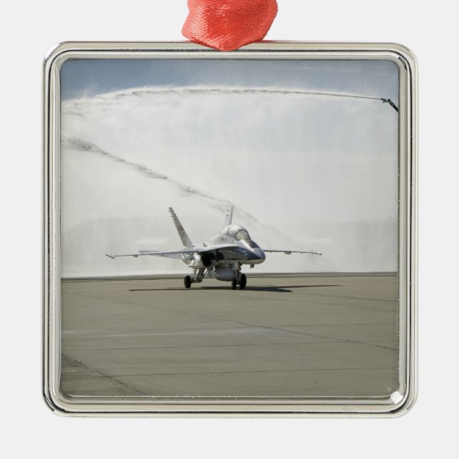 Ornement Métallique Un avion F-18 (Devant)