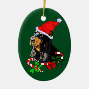 Ornement Ovale En Céramique Noir et Tan Coonhound Noël