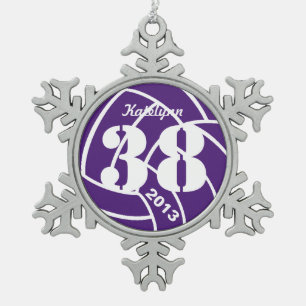 Ornement pourpre de volleyball de monogramme