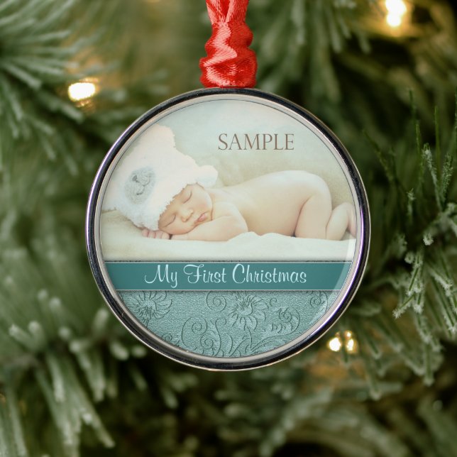 Ornement Rond Argenté Aqua Floral Swirl Baby First Christmas (Arbre)