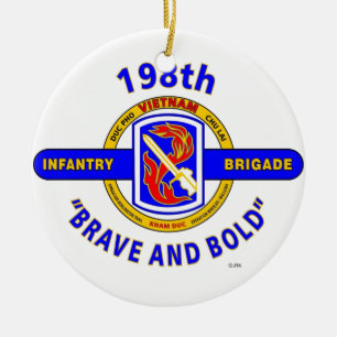 Ornement Rond En Céramique 198TH Le VIETNAM "COURAGEUX ET AUDACIEUX" de