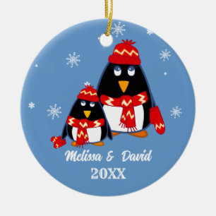 Ornement Rond En Céramique Deux petits pingouins personnalisés Noël