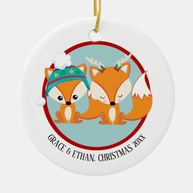 Ornement Rond En Céramique Les renards rouges de Noël personnalisés (Devant)