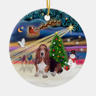 Ornement Rond En Céramique Magie de Noël - Hound Basset