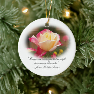 Ornement Rond En Céramique Ornement de souvenir - roses en décembre