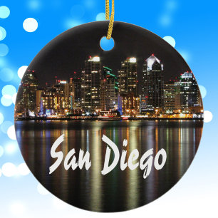 Ornement Rond En Céramique San Diego Skyline la nuit