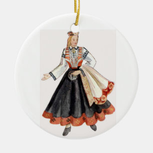 Ornements traditionnels lettons de costume