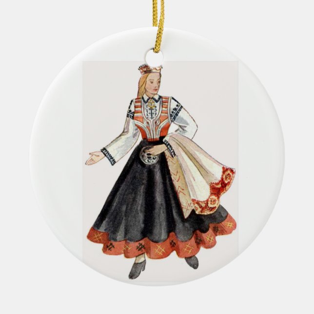 Ornements traditionnels lettons de costume (Devant)