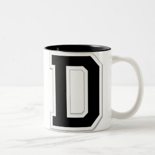 Orthographiez-le tasse de café noir de la lettre
