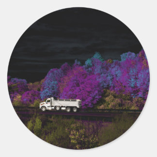 oscar leaves the party classic round sticker