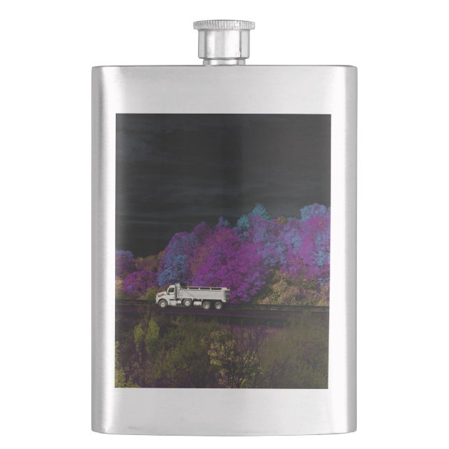 oscar leaves the party hip flask (Front)