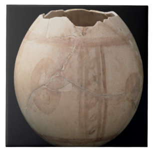 Ostrich egg cut in the form of a vase from Puig de Tile