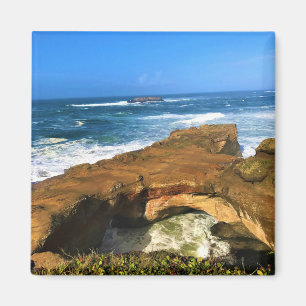 Otter Rock at Devil's Punchbowl State Park, Oregon Magnet