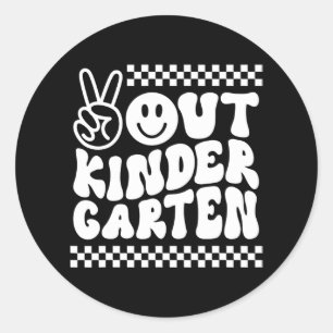 Out Kindergarten Cute Groovy Last Day Of School  Classic Round Sticker