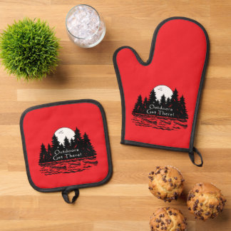 Outdoors Get there! Canoes Oven Mitt & Pot Holder Set