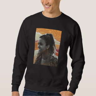 Outer Banks Season 3 Kiara Mixed Media Collage Por Sweatshirt