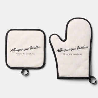 Oven Mitt and Pot Holder Set