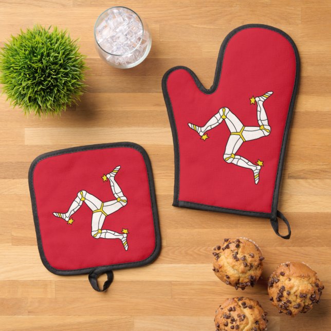 Oven Mitt and Pot Holders, Isle of Man flag Oven Mitt & Pot Holder Set (Top Down)