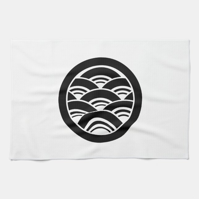 Overlapping waves in circle kitchen towel (Horizontal)