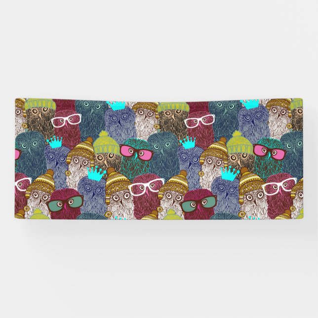 Owl in crown banner (Horizontal)