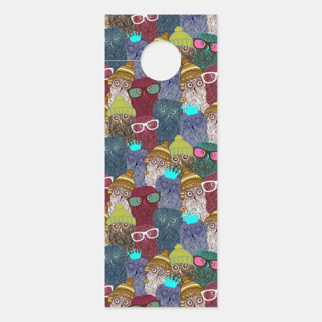 Owl in crown door hanger (Front)