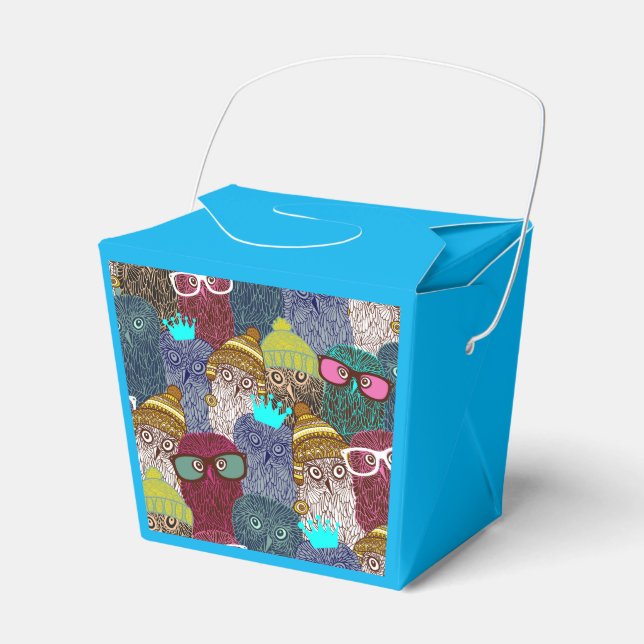 Owl in crown favor box (Front Side)