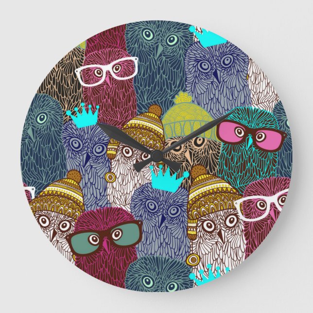 Owl in crown large clock (Front)