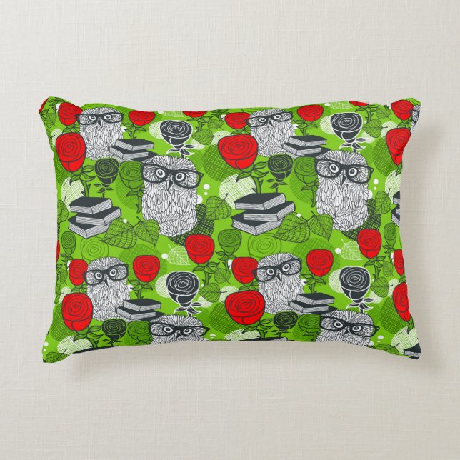 Owl in red roses accent pillow (Front)