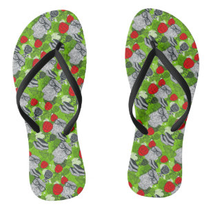 Owl in red roses flip flops