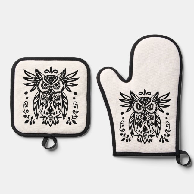 Owl Lovers Rustic Woodlands Black White Bohemian  Oven Mitt & Pot Holder Set (Front)