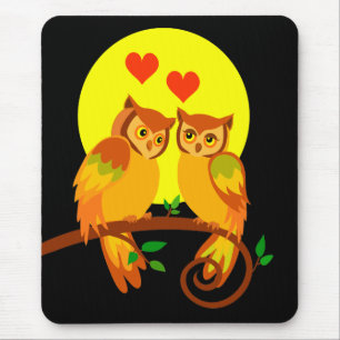 Owls in love mouse pad