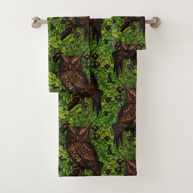 Owls in the oak tree, green and brown bath towel set (Insitu)