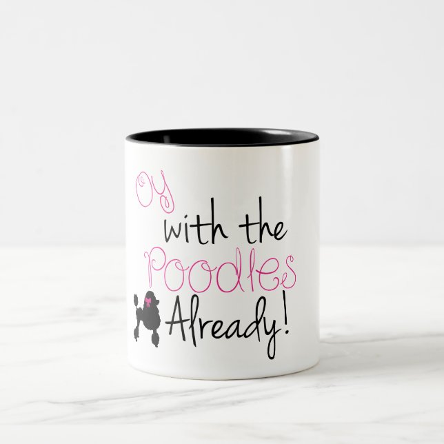 Oy avec de caniche la tasse déjà - filles de (Centre)