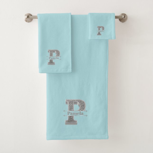 P Personnalisé Premier Monogramme Argent Votre Nom (En situation)